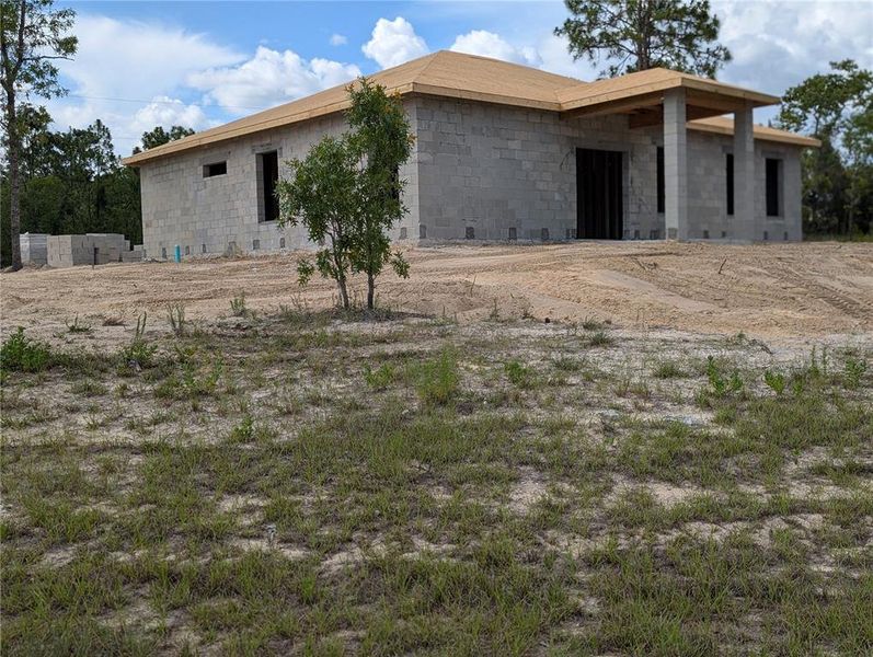 PLENTY OF ROOM FOR ENTERTAINING AND ROOM FOR A POOL