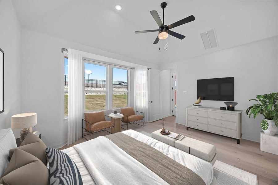 Bedroom featuring light wood-type flooring, lofted ceiling, recessed lighting, and ceiling fan