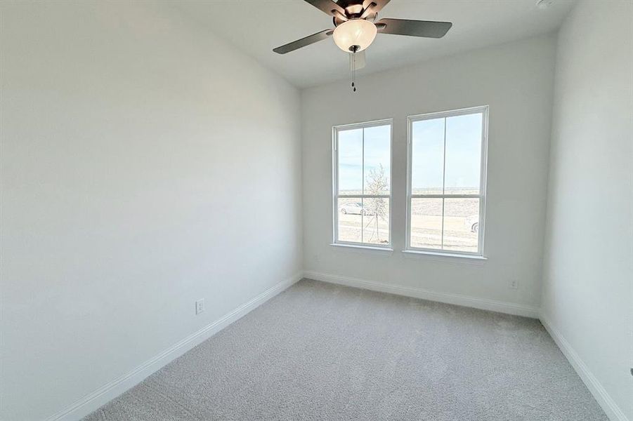 Spacious, unfurnished interior of a new home in Polo Ridge, Mesquite (Image 16).