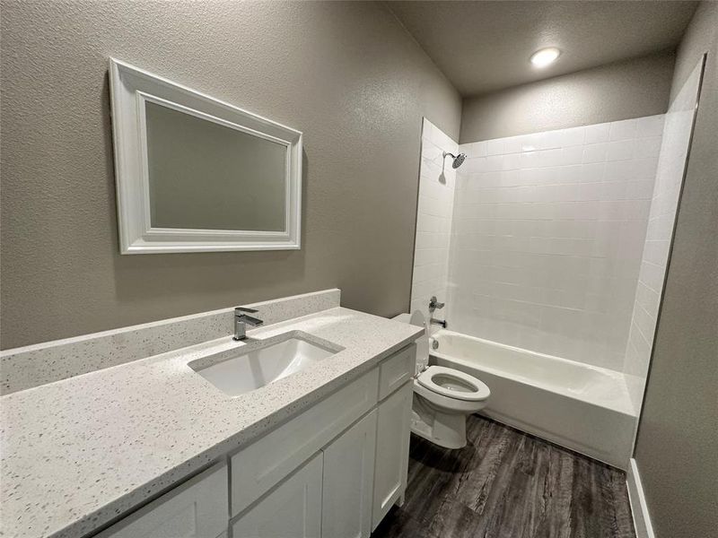 Furnished interior view inside a new home in , Sulphur Springs (Image 9).