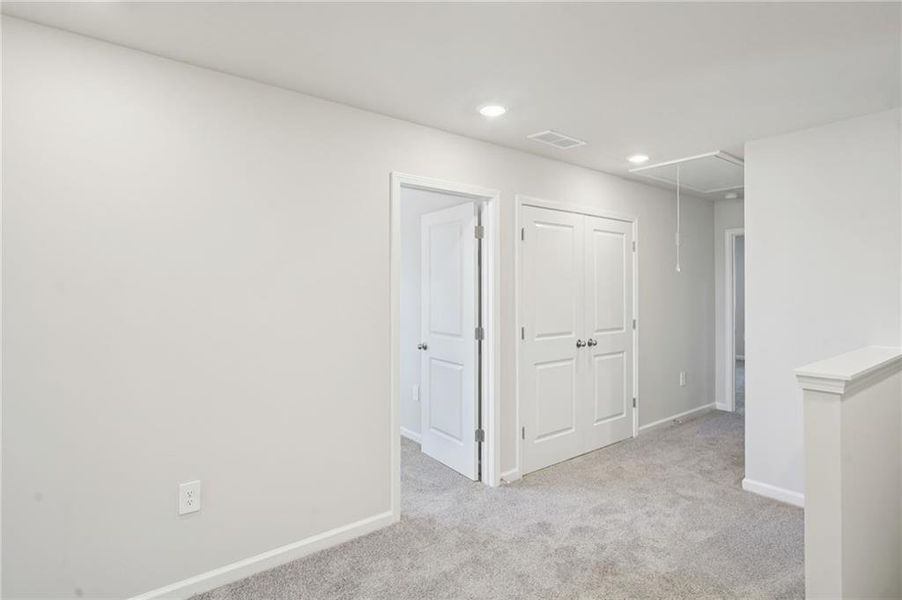 Image 28 of a home in .