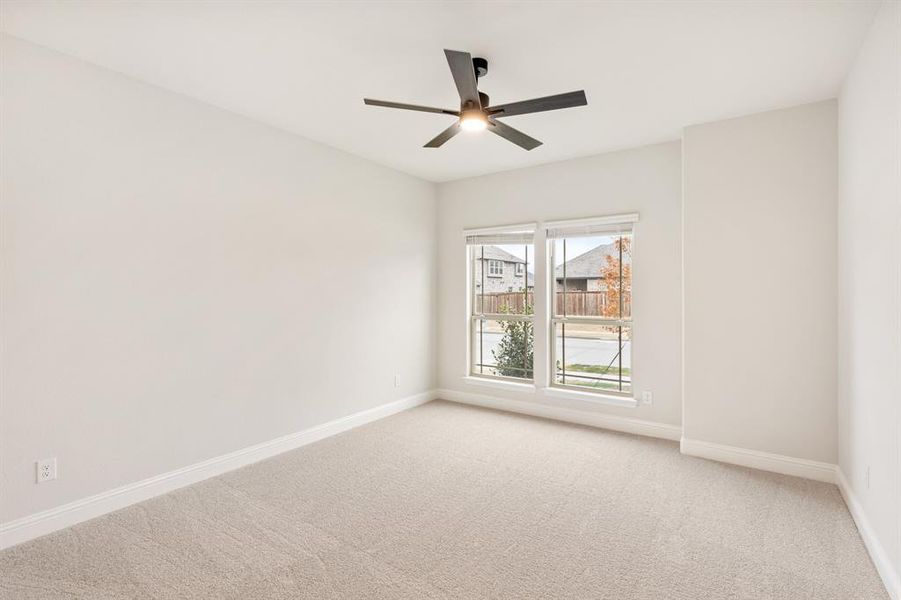 Spacious, unfurnished interior of a new home in Villages of Hurricane Creek, Anna (Image 37).