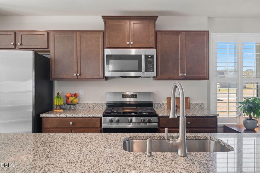 173 S Breeze Wy--Fuquay-Varina, NC 27526