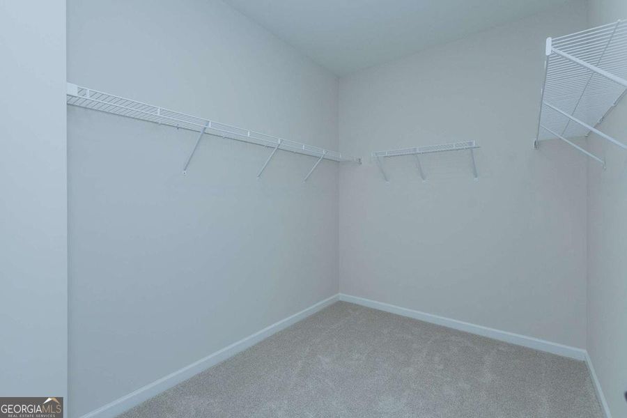 Spacious, unfurnished interior of a new home in Stonebridge North, Macon (Image 18). Spacious, unfurnished interior of a new home in Stonebridge North, Macon (Image 18).