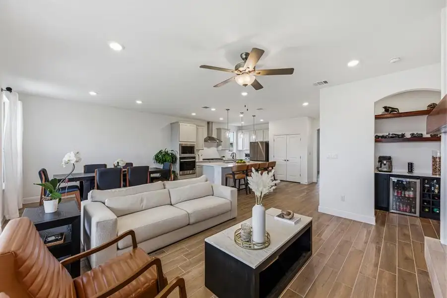 Open concept floor plan.