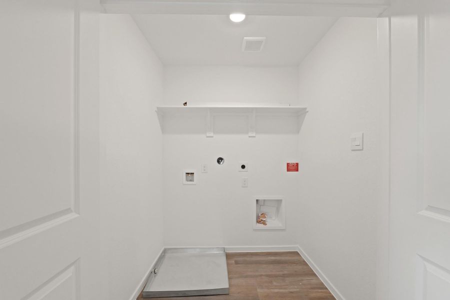 Spacious, unfurnished interior of a new home in The Canopies, Splendora (Image 20). Spacious, unfurnished interior of a new home in The Canopies, Splendora (Image 20).