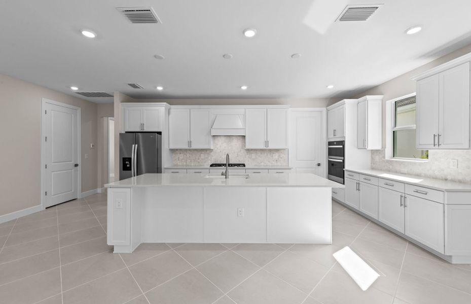 Furnished interior view inside a new home in Del Webb Oak Creek, North Fort Myers (Image 6).