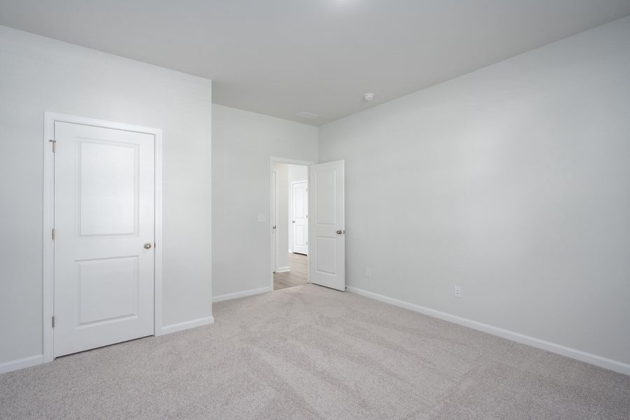 Spacious, unfurnished interior of a new home in Bradford Pointe, Summerville (Image 17). Spacious, unfurnished interior of a new home in Bradford Pointe, Summerville (Image 17).