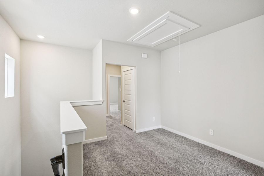 Spacious, unfurnished interior of a new home in Spring Brook Village - City Series, Houston (Image 31). Spacious, unfurnished interior of a new home in Spring Brook Village - City Series, Houston (Image 31).