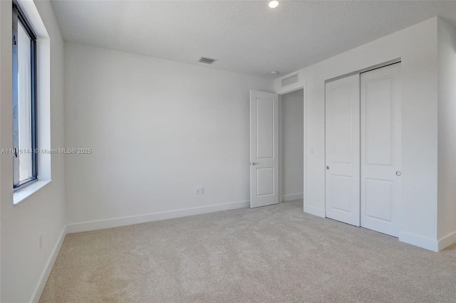 Spacious, unfurnished interior of a new home in , Ave Maria (Image 25).