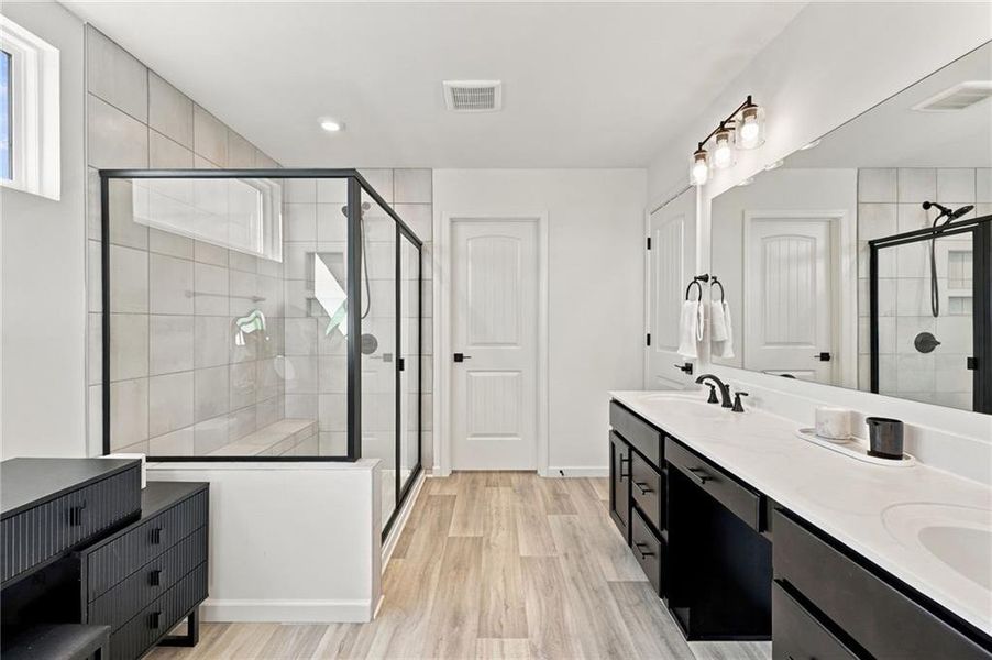 Furnished interior view inside a new home in Sweetbay Farm, Lawrenceville (Image 44).