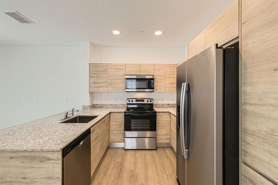 Furnished interior view inside a new home in , Orlando (Image 11).