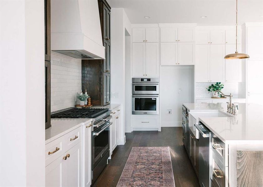 Furnished interior view inside a new home in , Fort Worth (Image 19). Furnished interior view inside a new home in , Fort Worth (Image 19).