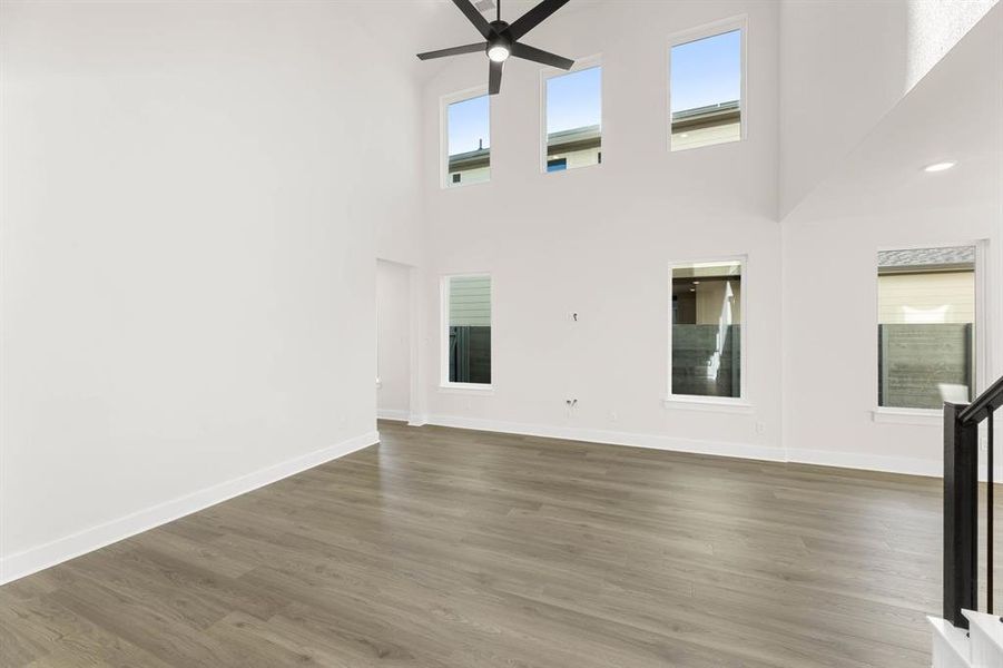 1505 Laurel-Living Room-1 1505 Laurel-Living Room-1