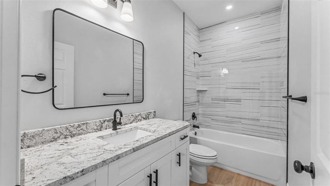 Furnished interior view inside a new home in , Lakeland (Image 28).