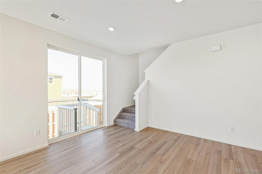 Spacious, unfurnished interior of a new home in Turnberry Villas, Commerce City (Image 23).