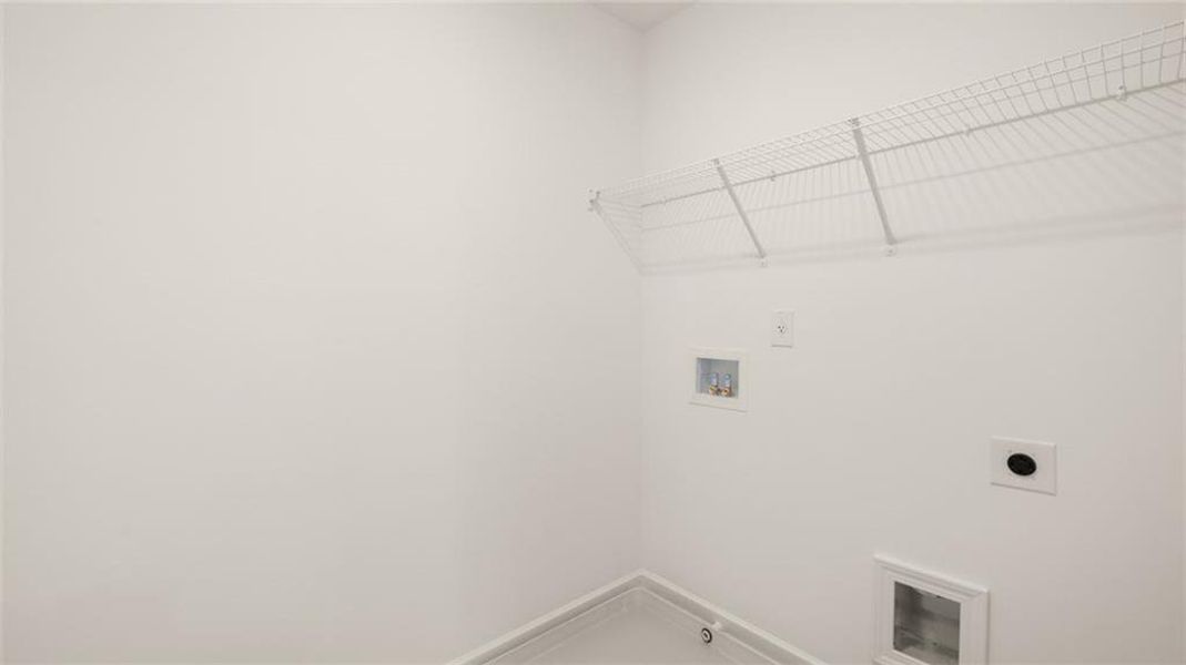 Spacious, unfurnished interior of a new home in Poplar Preserve, Newnan (Image 40).