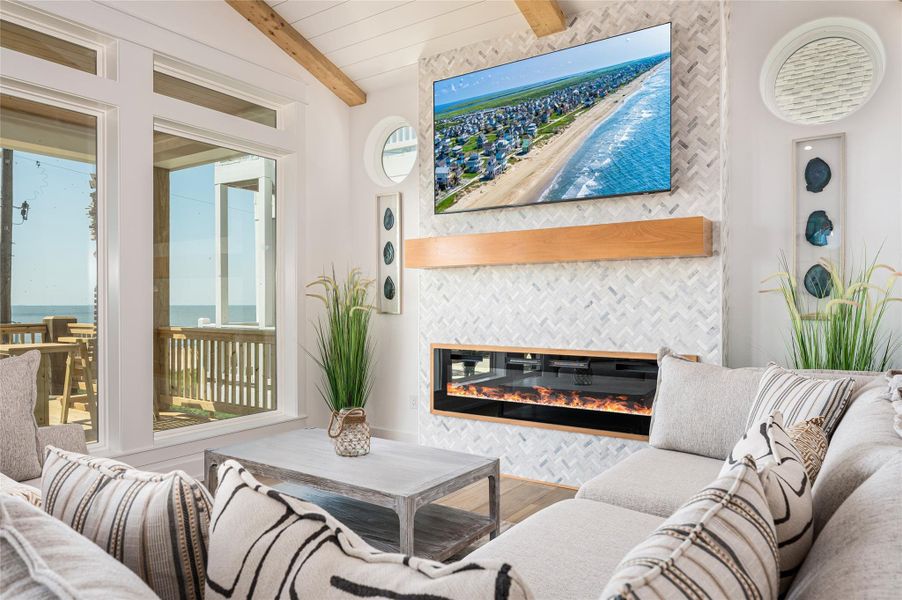 Furnished interior view inside a new home in , Bolivar Peninsula (Image 40).