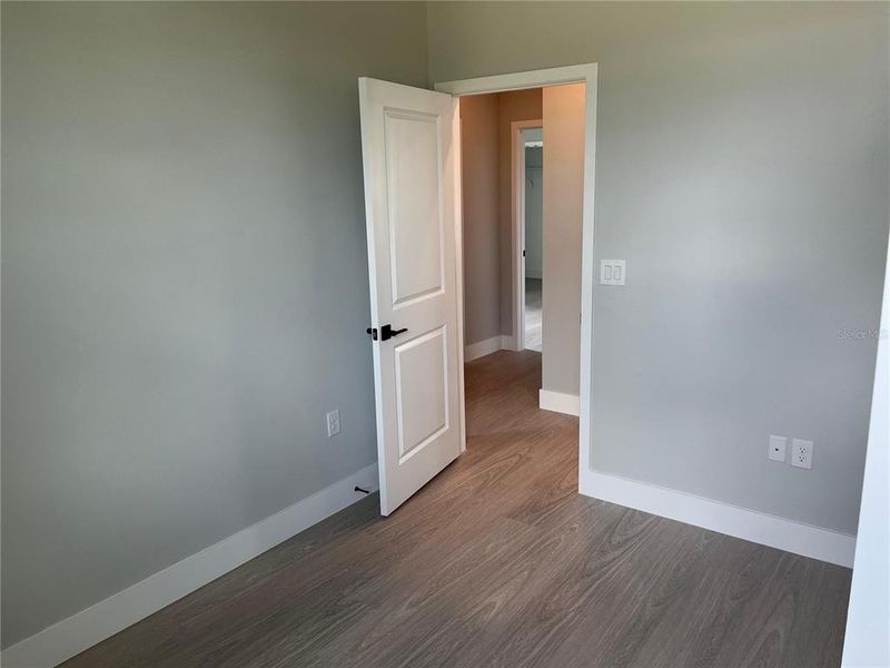 Spacious, unfurnished interior of a new home in , Ocala (Image 14).