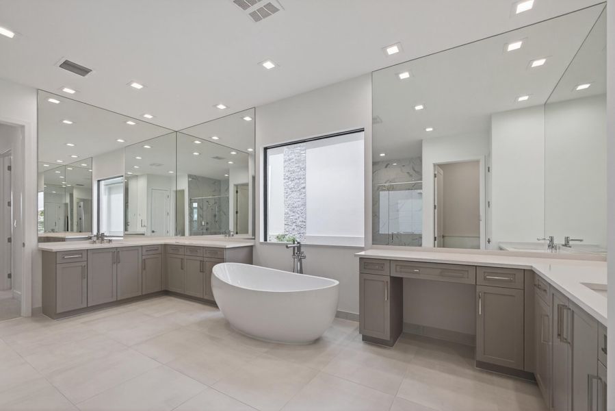 V27 PRIMARY BATH 29-web-or-mls-5D1A8651