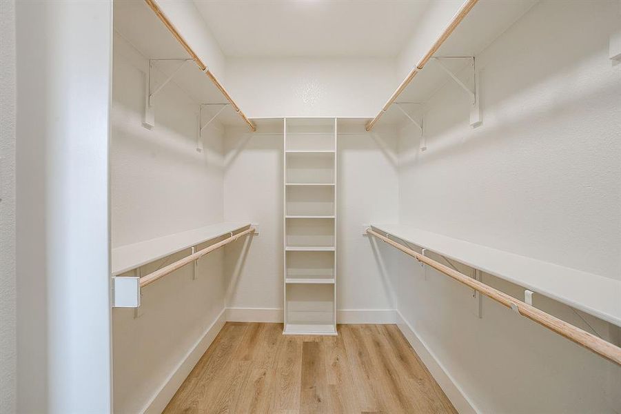 Spacious, unfurnished interior of a new home in , Millsap (Image 16).