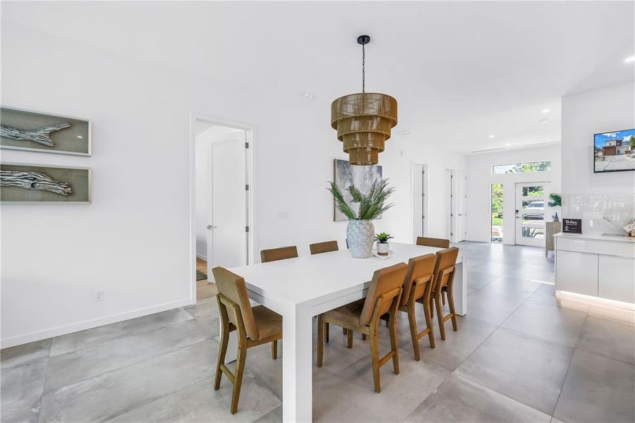 Furnished interior view inside a new home in , Sarasota (Image 30).