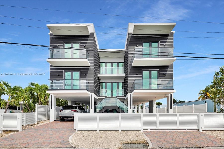 Image 67 of a home in .