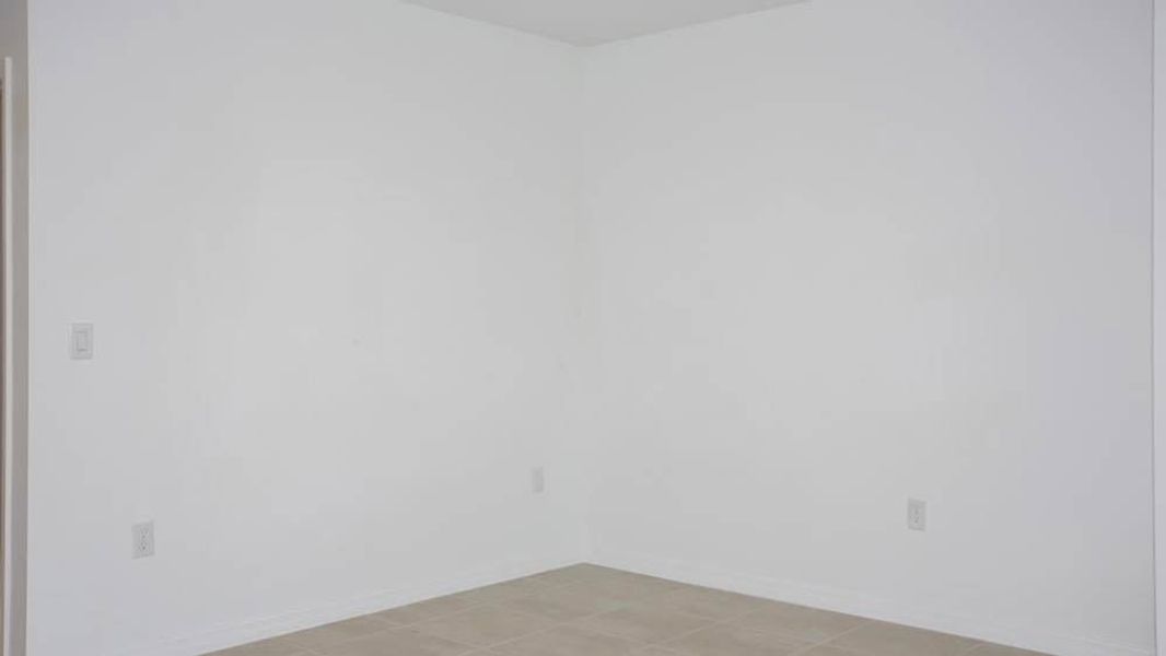 Spacious, unfurnished interior of a new home in Firethorn, Parrish (Image 14).
