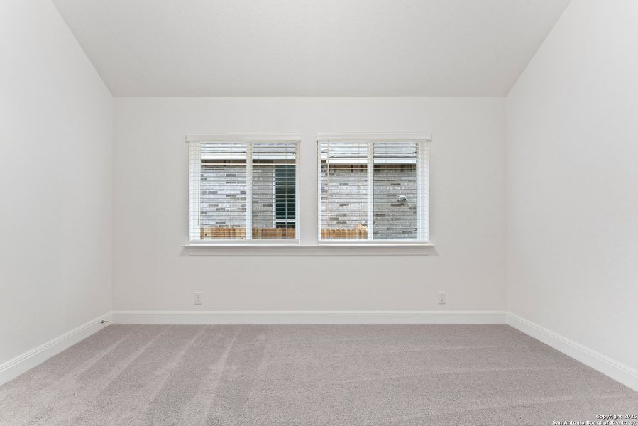 Spacious, unfurnished interior of a new home in Davis Ranch 50', San Antonio (Image 30).