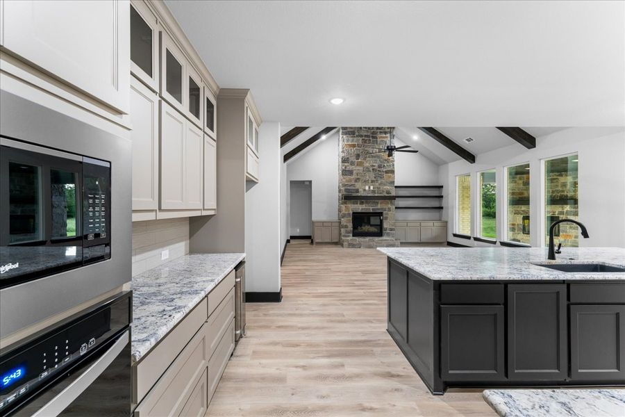 Representative furnished interior of a home built from the The Harper II by Doug Parr Custom Homes in Monarch Manor, Poolville (Image 8).