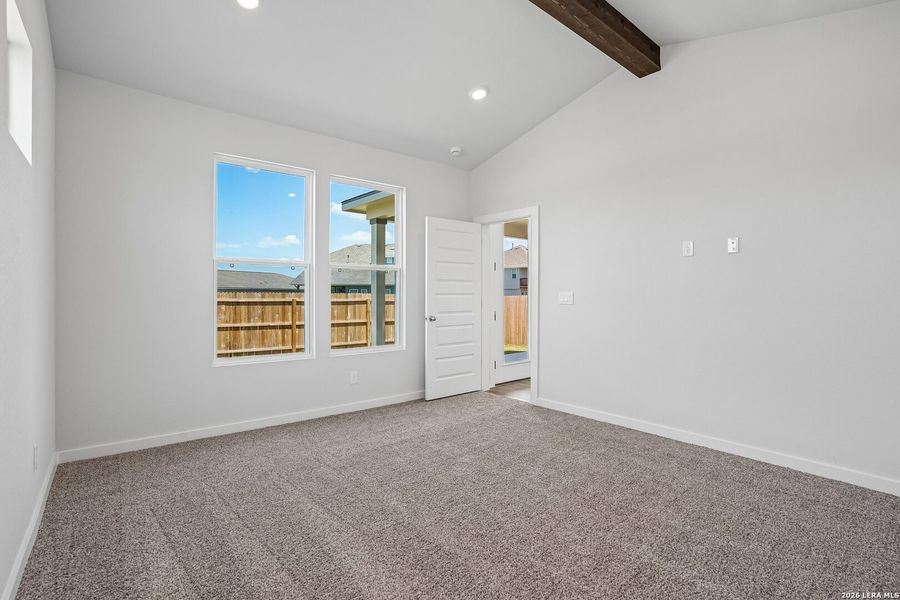 Spacious, unfurnished interior of a new home in August Fields, New Braunfels (Image 21).