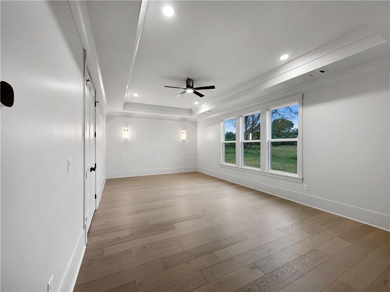 Spacious, unfurnished interior of a new home in , Jefferson (Image 59).