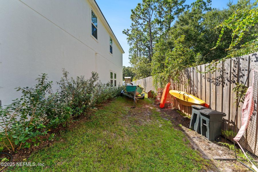 Image 45 of a home in Ravenswood Village.