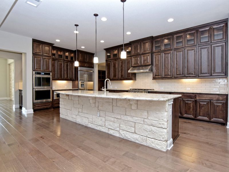 Representative furnished interior of a home built from the Avalon by Giddens Homes in Scofield Farms Estates, Georgetown (Image 108).