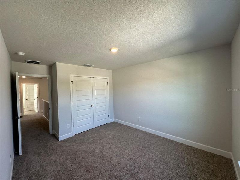 Spacious, unfurnished interior of a new home in , Ocala (Image 20).