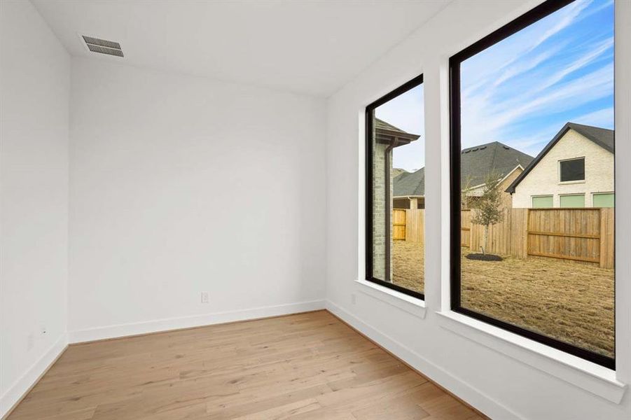 Spacious, unfurnished interior of a new home in , Rockwall (Image 16).