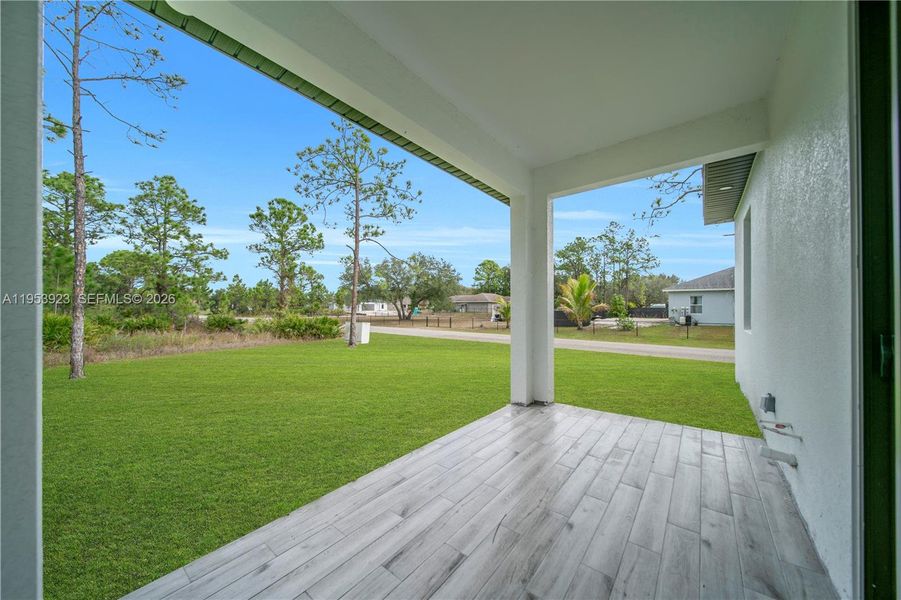 Exterior details and patio area of a home in , Lehigh Acres (Image 27).