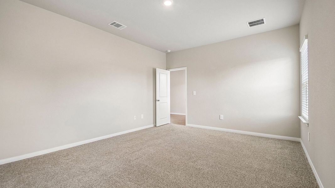 Spacious, unfurnished interior of a new home in Carillon, Manor (Image 17).