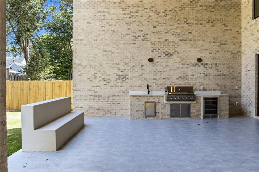 Exterior details and patio area of a home in , Lawrenceville (Image 33).