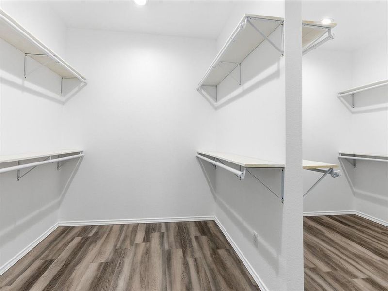 Spacious, unfurnished interior of a new home in , Kennedale (Image 18).