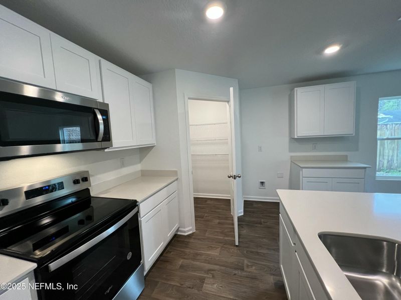 Furnished interior view inside a new home in Palm Coast Homesites, Palm Coast (Image 10).