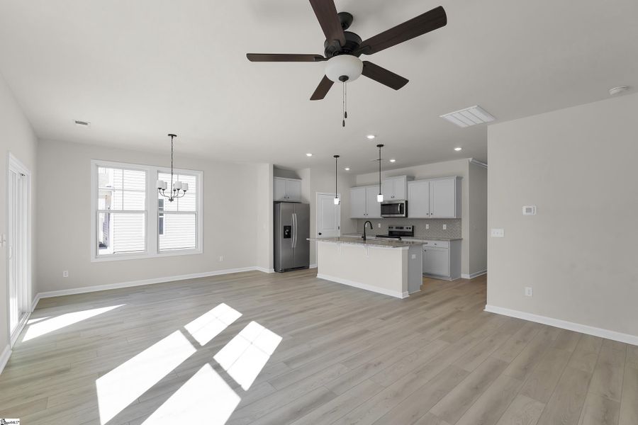 Spacious, unfurnished interior of a new home in Lynbrook, Boiling Springs (Image 25). Spacious, unfurnished interior of a new home in Lynbrook, Boiling Springs (Image 25).