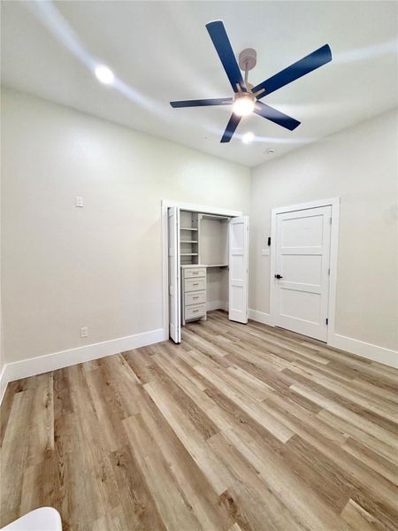 Spacious, unfurnished interior of a new home in , Shepherd (Image 27).