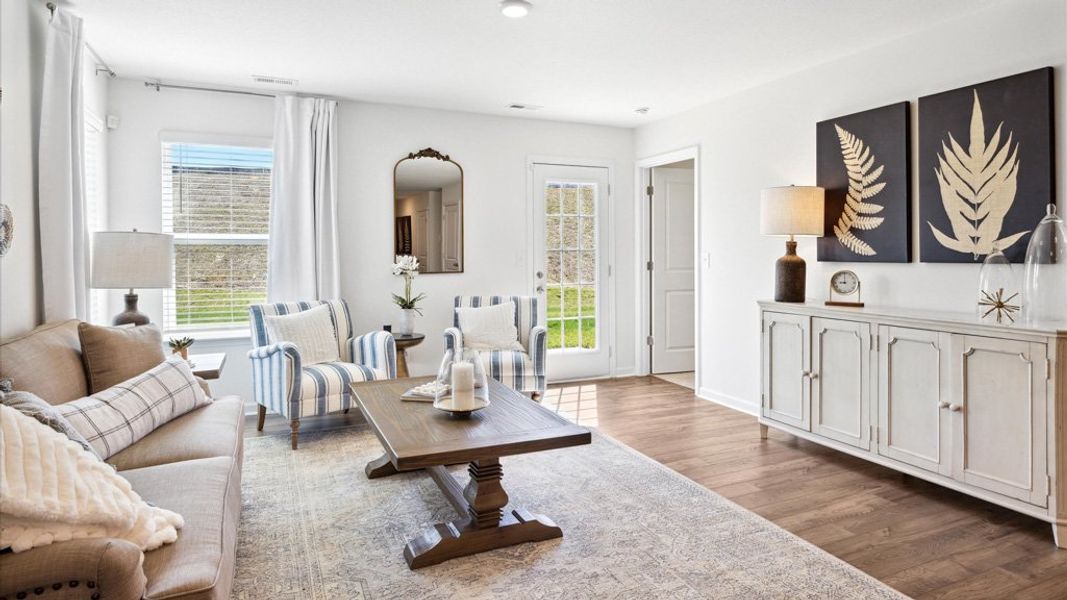 Representative furnished interior of a home built from the Sullivan by D.R. Horton in Johnson Farms, Greeneville (Image 15).