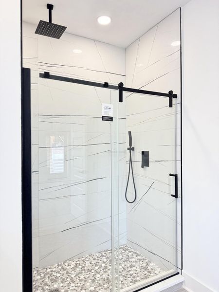 Image 32 of a home in .