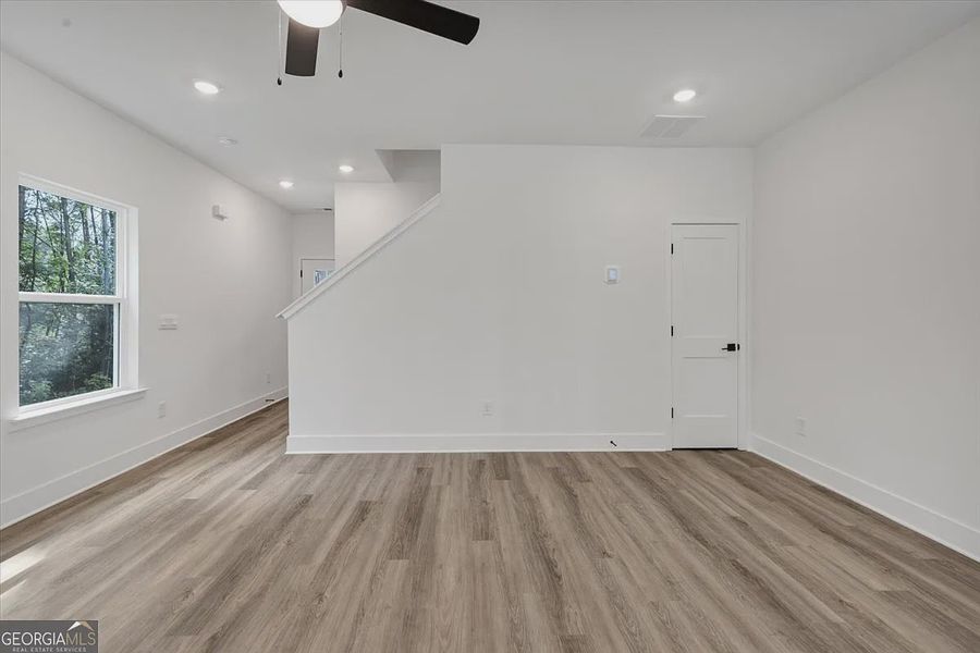 Spacious, unfurnished interior of a new home in Canterbury Villas, Carrollton (Image 23). Spacious, unfurnished interior of a new home in Canterbury Villas, Carrollton (Image 23).