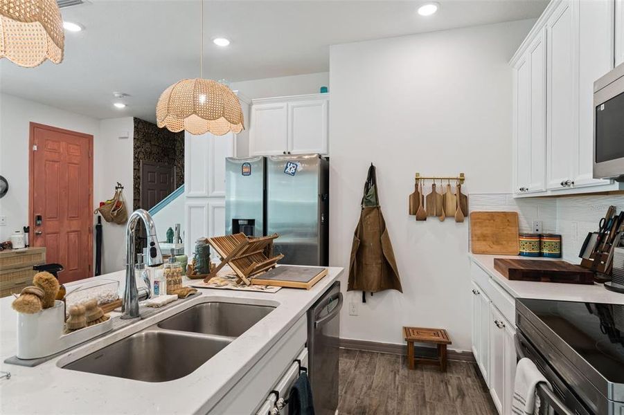 Furnished interior view inside a new home in , Winter Garden (Image 5).