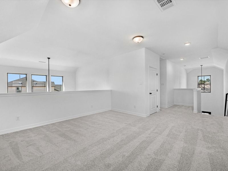 Spacious, unfurnished interior of a new home in Emory Glen, Magnolia (Image 24).