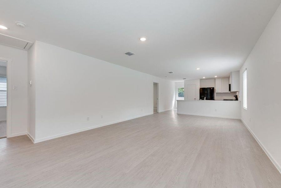 Spacious, unfurnished interior of a new home in Cottonwood, Wilmer (Image 20). Spacious, unfurnished interior of a new home in Cottonwood, Wilmer (Image 20).