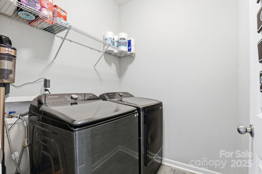Close-up of interior finishes inside a home in , Statesville (Image 20).
